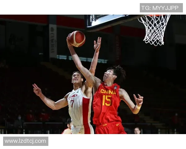 中国男篮迎战男丁格尔全力争胜展现团队精神与竞技风采 中国男篮迎战男丁格尔全力争胜展现团队精神与竞技风采